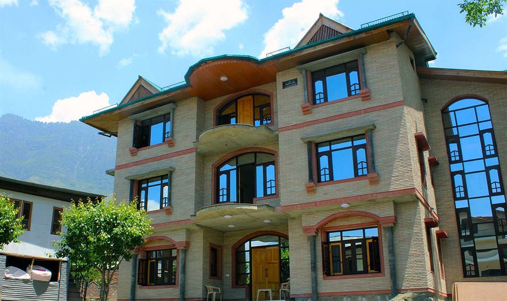 Sheesha Residency Hotell Srīnagar Exteriör bild